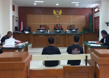 Terdakwa penimbun solar.