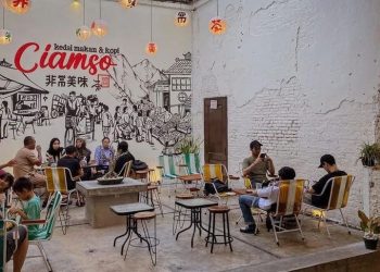 Kafe Surabaya.