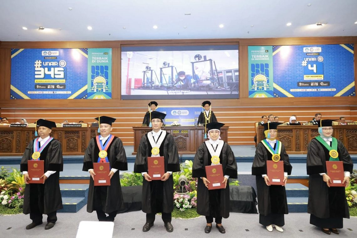 Kukuhkan 6 Guru Besar Baru, Rektor Unair Ingin Kontribusi dan Kualitas Pendidikan Semakin Meningkat 1 Guru besar baru.