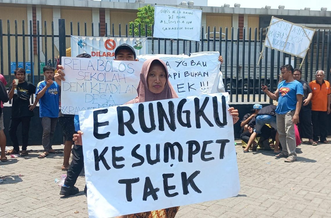 Ratusan Warga Pasuruan Tolak Kompensasi, Imbas Terdampak Limbah Sungai Welang Pabrik Satoria Group 1 Sungai Welang.