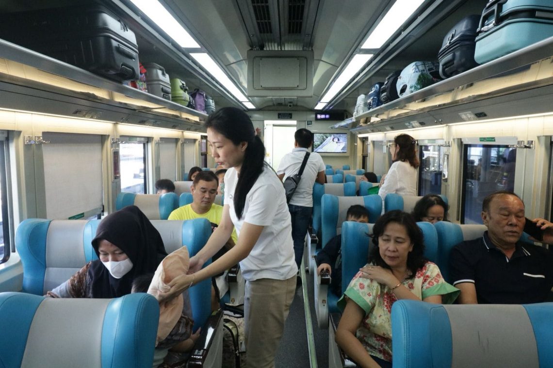 Cek Promo KAI Oktober 2023: Surabaya ke Jakarta-Bandung Kelas Eksekutif Cuma Rp300 Ribu 1 Promo KAI.
