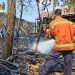 Ditinggal Pergi Pemilik, Limbah Kayu Mebel di Tuban Ludes Dilalap Api 8 Limbah kayu mebel.