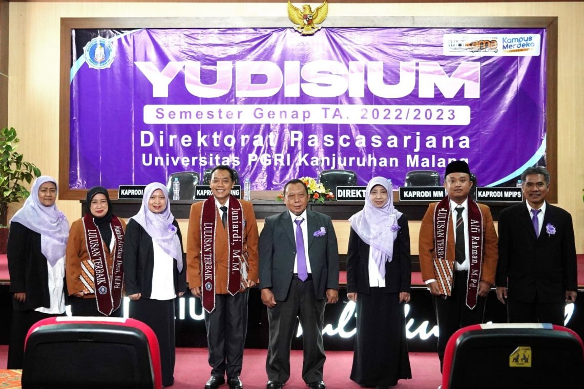 Yudisium Pascasarjana Semester Genap, 33 Mahasiswa Unikama Raih Gelar Magister 1 Mahasiswa Unikama.
