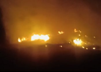 Rumput Stadion Kanjuruhan Malang Terbakar Saat Momen 1 Tahun Tragedi Kanjuruhan