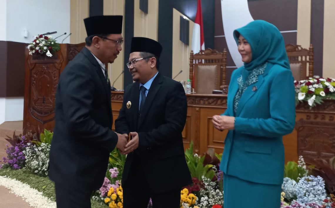 bupati pasuruan tugu jatim