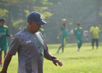 sepak bola tugu jatim