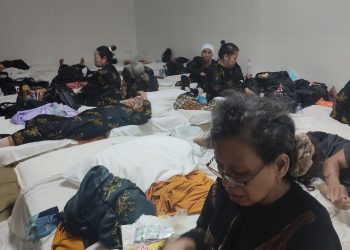 89 Jemaah Umrah Terlantar di Bandara Juanda Sidoarjo, Bendahara Anshor Jatim Turun Tangan
