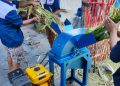 Mesin Pencacah Pakan Ternak Double Intake dari Universitas Negeri Malang Bantu Peternak di Desa Sambigede