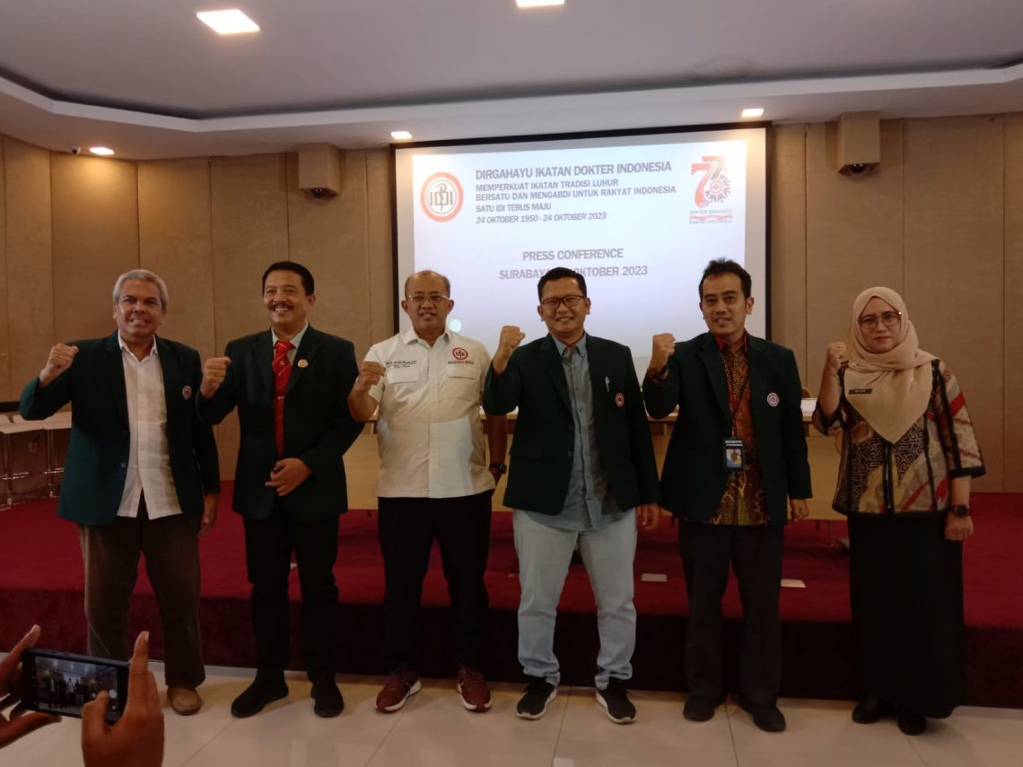 hari dokter tugu jatim