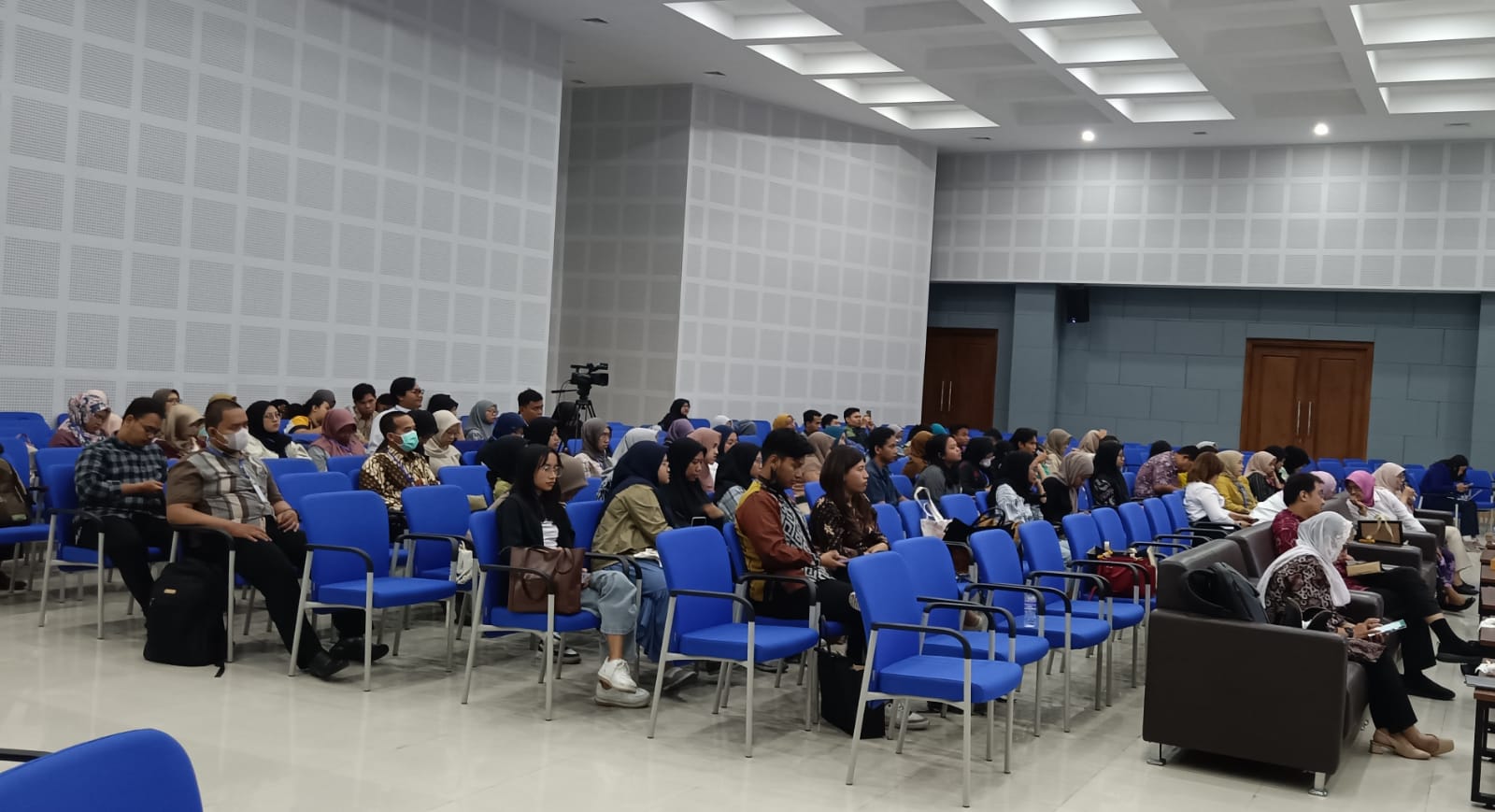 Seminar Nasional LPPM Universitas Negeri Malang Kupas Peran Pendidikan dan Pembelajaran di Era 5.0 2 WhatsApp Image 2023 10 20 at 15.42.12