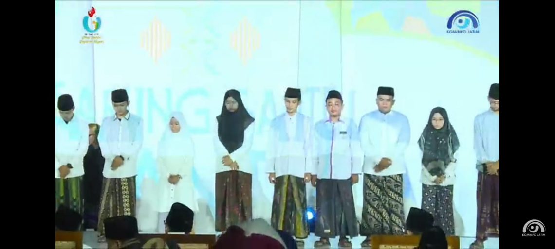 santri tugu jatim
