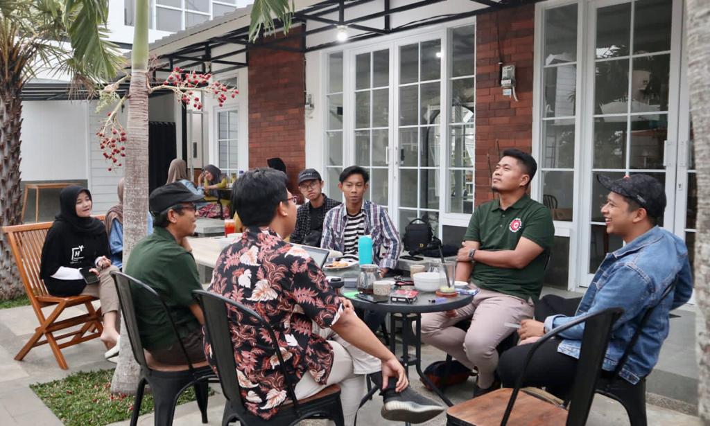 Pola Pikir dan Sadar Data Jadi Aspek Penting Inklusi Finansial 1 Suasana diskusi inklusi finansial. Foto: dok Kampus Desa Indonesia