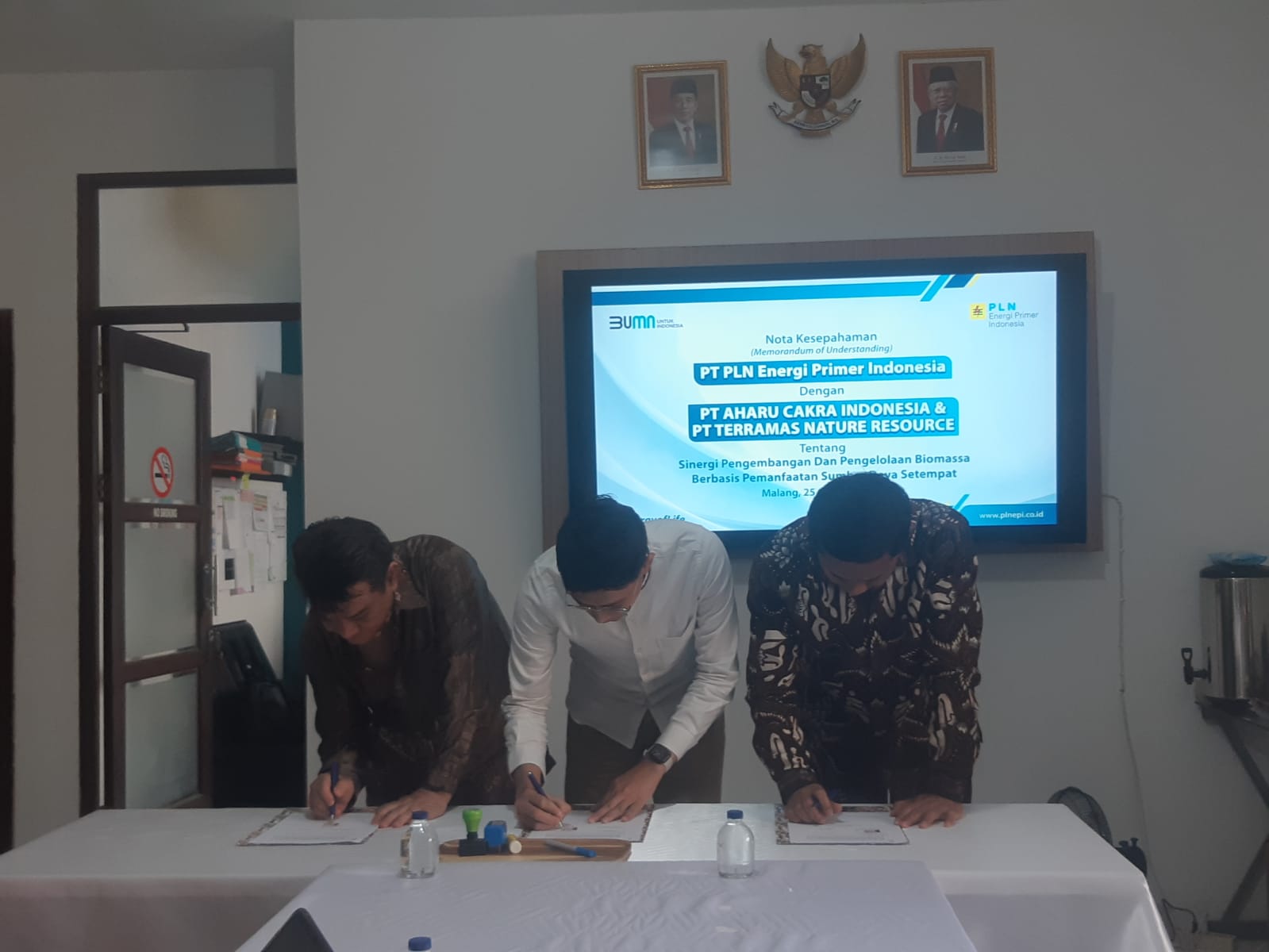 Gandeng PLN Energi Primer Indonesia, PT Aharu Cakra Indonesia Kembangkan Biomassa 2 WhatsApp Image 2023 10 26 at 19.52.58 1