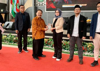 Sekolah Legislatif Fakultas Hukum Unisma Kupas Tantangan di Era 5.0