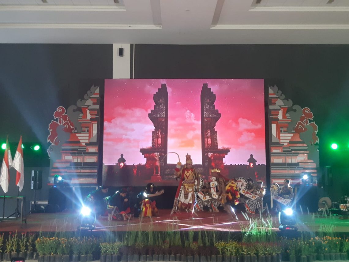 Pagelaran budaya yang ditampilkan siswa SMP IT Insan Permata Malang dalam Projek Penguatan Profil Pelajar Pancasila. Foto: M Sholeh/Tugu Jatim