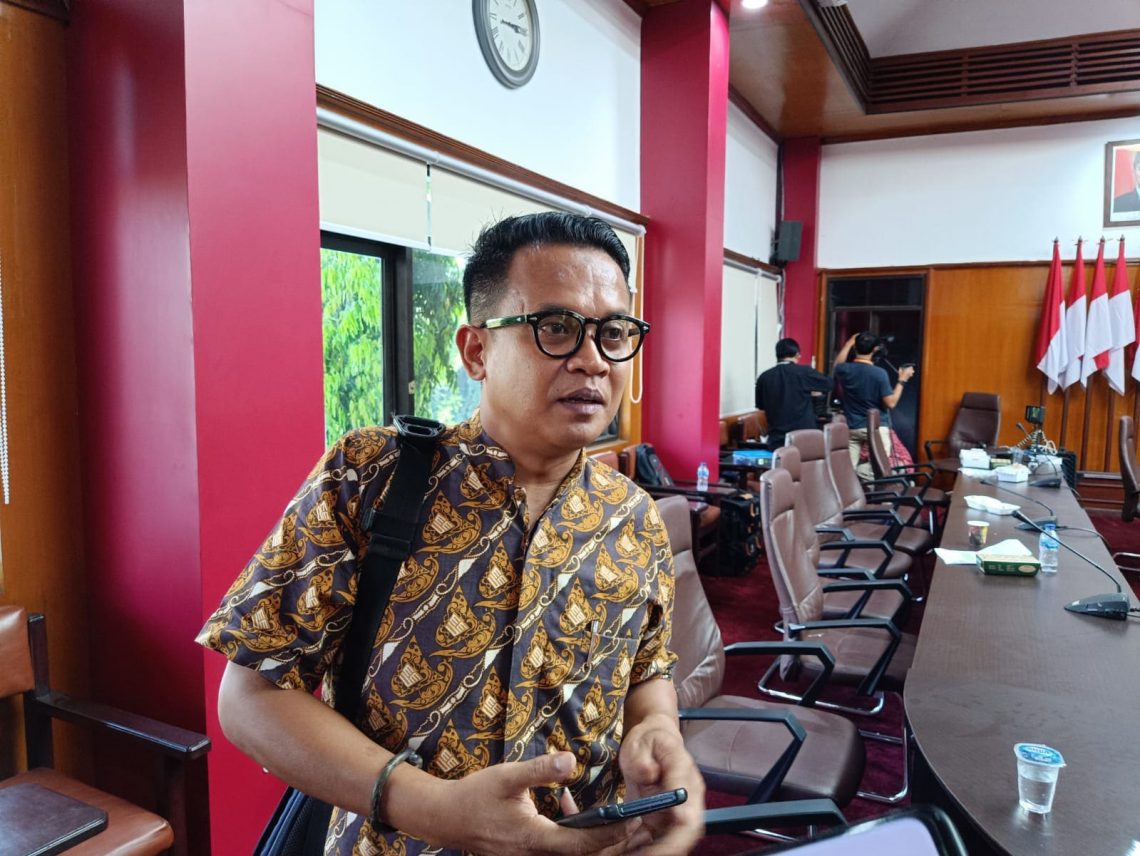 Survei September 2023: Ganjar Dominasi Simulasi 3 Capres di Jatim, Prabowo Unggul Head-to-Head 1 Ganjar.