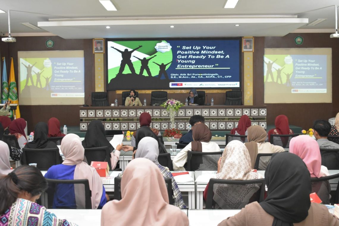 Bangun Mindset Positif, Talkshow FEB Unisma Bidik Mahasiswa Jadi Calon Akuntan Profesional Berjiwa Pebisnis 1 FEB Unisma.