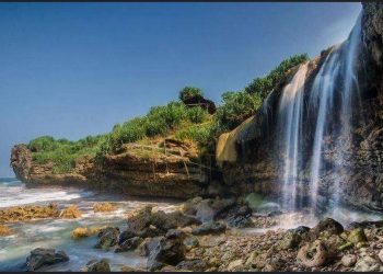 Wisata pantai Yogyakarta.