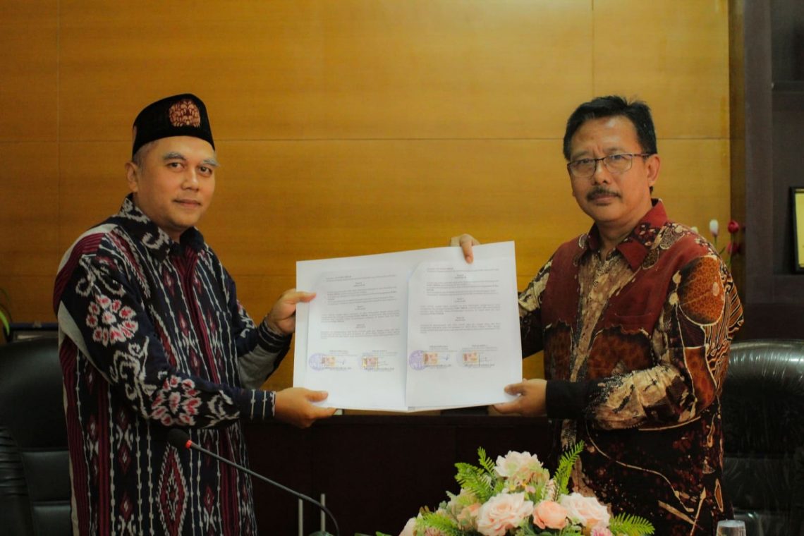 FST Unikama.