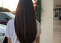 Memanjangkan rambut.