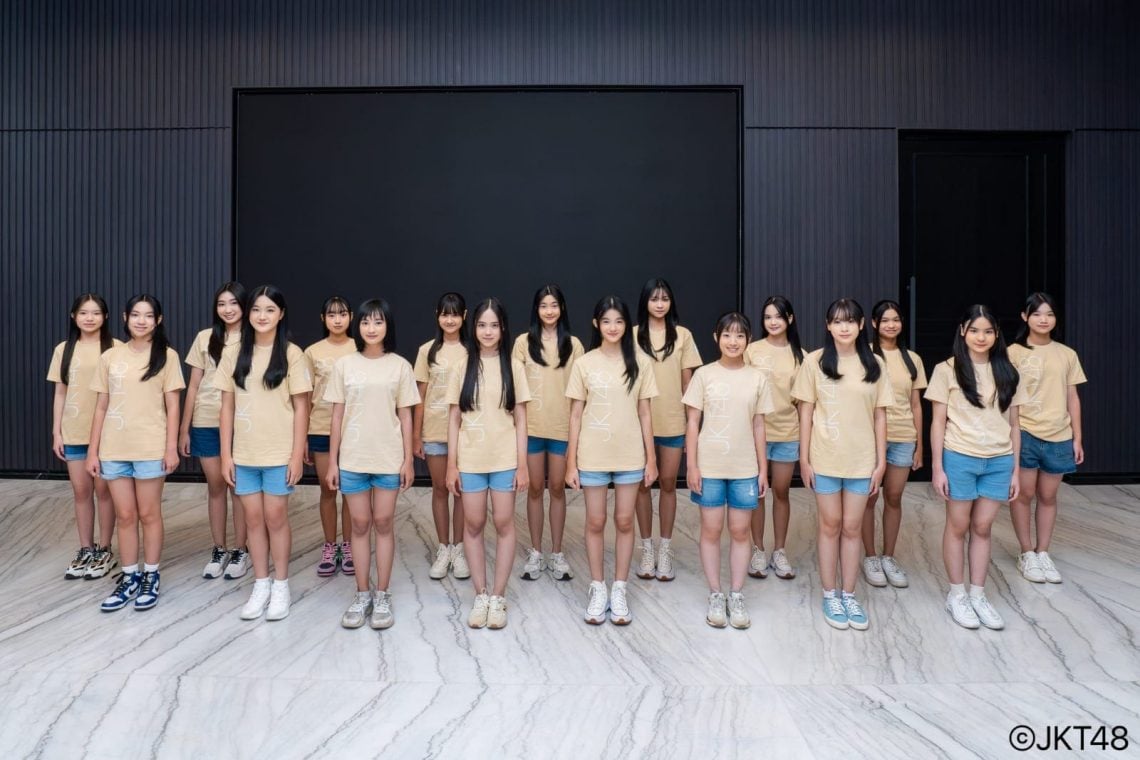 Generasi 12 JKT48.