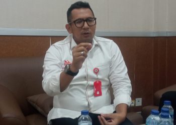 Peserta Gerak Jalan Mojokerto-Surabaya.