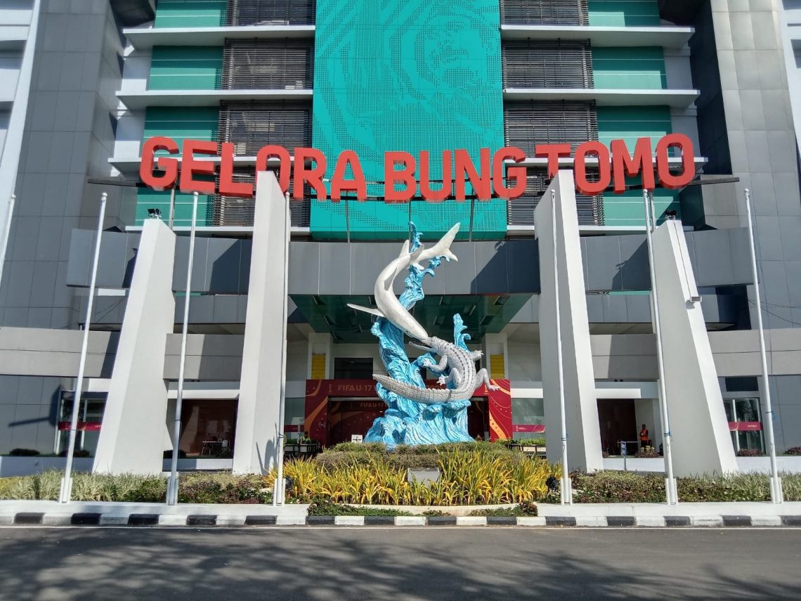 Pemkot Surabaya Bakal Jadikan Stadion GBT Tempat Wisata bak Santiago Bernabéu 1 Stadion GBT.