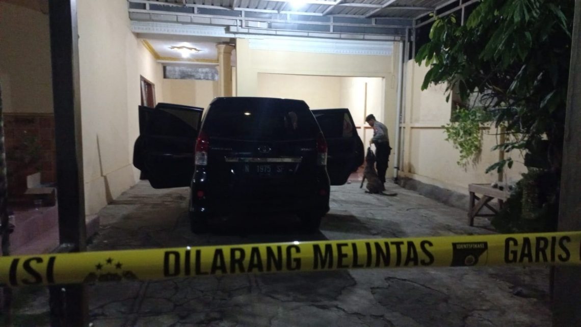 Pembunuhan wanita.