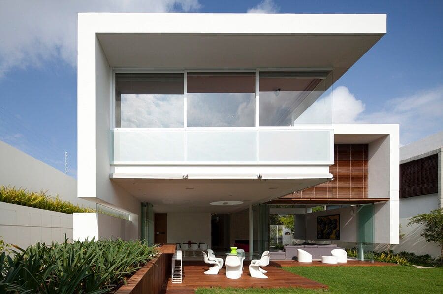 Mungil! 15 Desain Rumah 2 Lantai Simpel dan Unik Terkesan Modern 9 Contoh desain rumah 2 lantai.