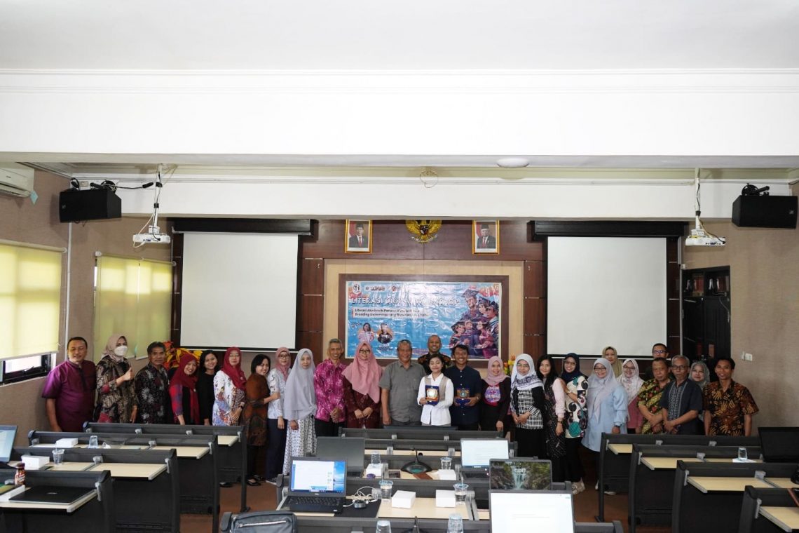 workshop literasi digital.