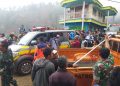 2 Korban Pesawat TNI AU Jatuh di Pasuruan Telah Dievakuasi Ambulans 3 2 Korban Pesawat TNI AU Jatuh di Pasuruan Telah Dievakuasi Ambulans