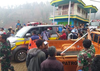 2 Korban Pesawat TNI AU Jatuh di Pasuruan Telah Dievakuasi Ambulans