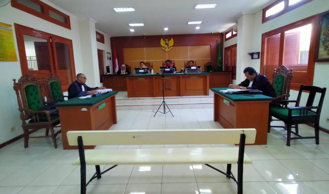 PT MCN Tercatat di BPH Migas Berizin Transportir, Saksi Ahli: Ini Pelanggaran 1 Suasana sidang lanjutan kasus penimbunan solar di Kota Pasuruan. Foto: Laoh Mahfud/Tugu Jatim