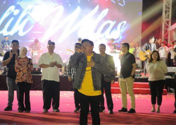 Denny Caknan Hibur Puluhan Ribu Penonton di Puncak Hari Jadi ke-730 Tuban