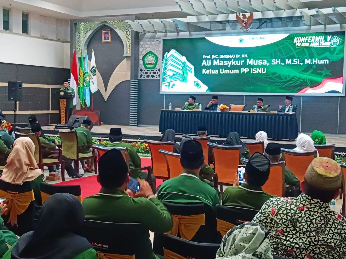 Ketua Umum PP ISNU, Prof Ali Masykur Musa SH MSi MHum membuka Konferwil PW ISNU Jatim. Foto: Yona Arianto/Tugu Jatim
