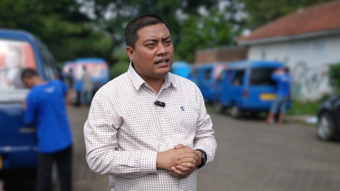 Puguh Wiji Pamungkas, penggagas ide Angkot Halokes di Malang. Foto: dok TM