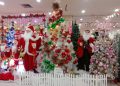 Pernak-pernik Natal.