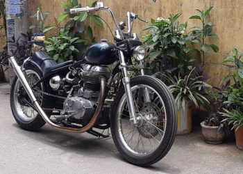 Motor custom chopper.