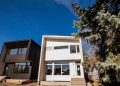 desain rumah minimalis 2 lantai sederhana.