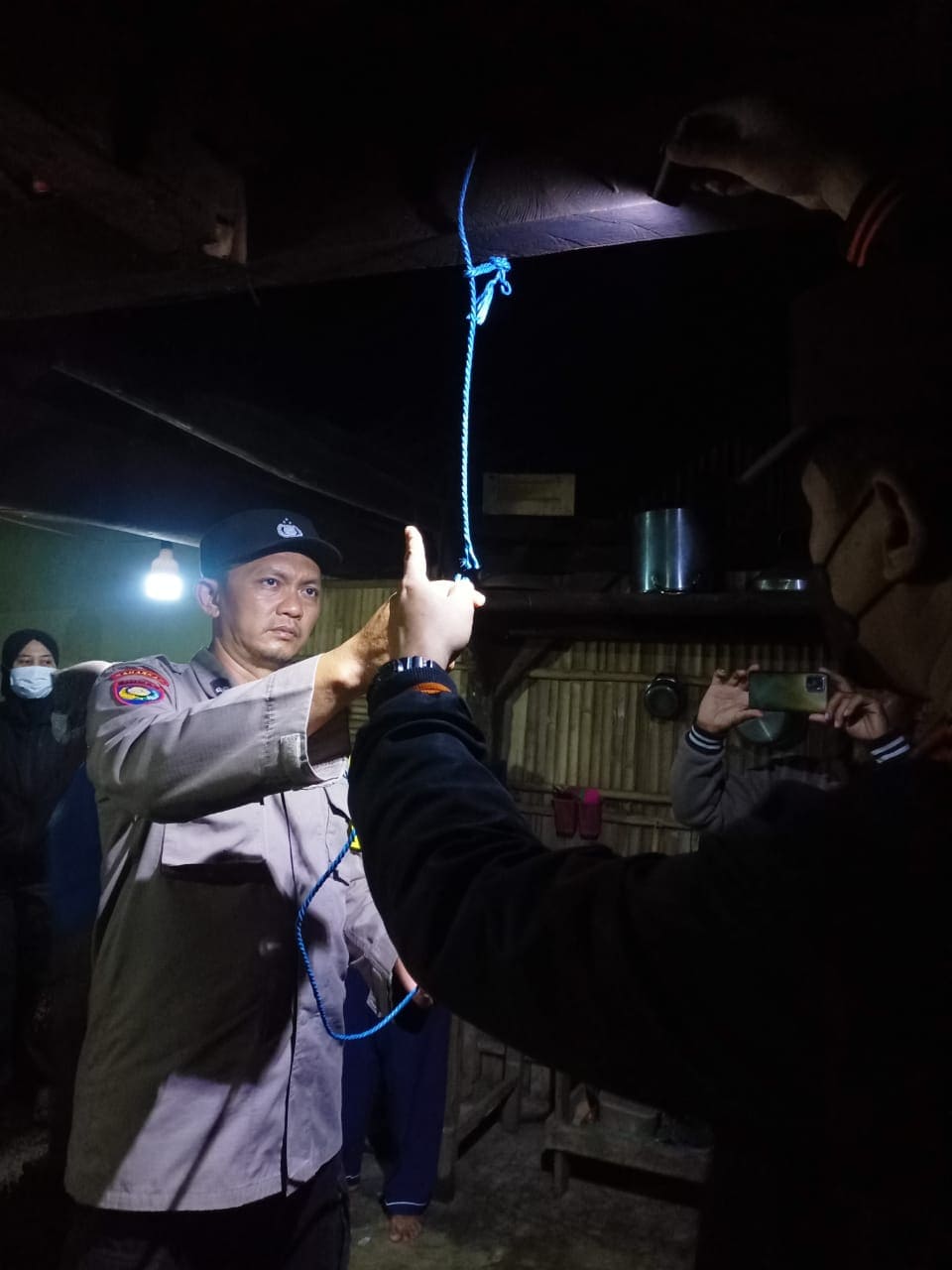 Cinta Kandas, Pemuda Wonosari Malang Tewas Diduga Pilih Gantung Diri 1 Pemuda Wonosari.