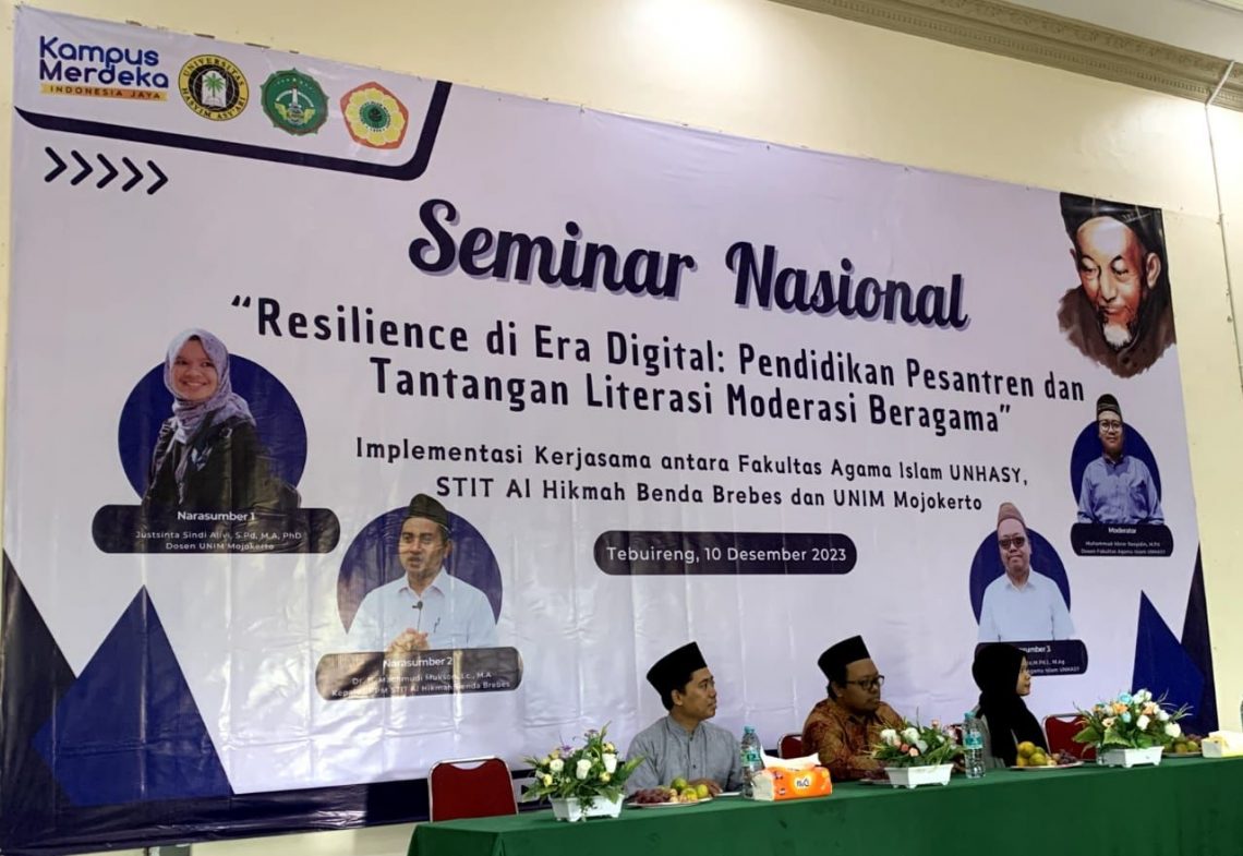 Seminar nasional di Tebuireng antara FAI Unim Mojokerto dan Unhasy Jombang. Foto: dok FAI Unim Mojokerto