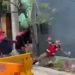 Viral, Oknum Buruh Tendang Anggota Satpol PP Surabaya Saat Demo