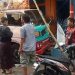 Truk Pupuk Cair Tabrak 2 Sepeda Motor dan Pagar Rumah Warga Pasuruan 8 Truk Pupuk Cair Tabrak 2 Sepeda Motor dan Pagar Rumah Warga Pasuruan