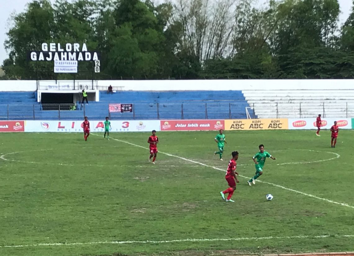 Tuan Rumah Liga 3, PS Mojokerto Putra Harap Penonton Patuhi Aturan 1 Partai pembuka grup E Liga 3 di Mojokerto. Foto: Hanif Nanda/Tugu Jatim