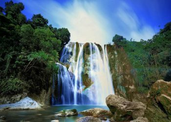 Pesona Air Terjun Putri Nglirip di Tuban, Cocok Untuk Segarkan Pikiran