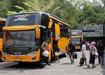 bus surabaya jakarta