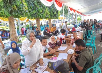 6.203 Warga Tuban Terima Bantuan Dana Cukai Rp2,1 Juta dari Pemkab Tuban