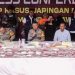 Pasutri di Surabaya Jadi Tersangka Pengedaran 144 Kg Sabu-sabu Senilai Rp100 Miliar 8 Pasutri di Surabaya Jadi Tersangka Pengedaran 144 Kg Sabu-sabu Senilai Rp100 Miliar