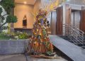 Unik, Pohon Natal dari Pelepah Pohon Siwalan Hiasi Gereja Katolik Santo Petrus Tuban