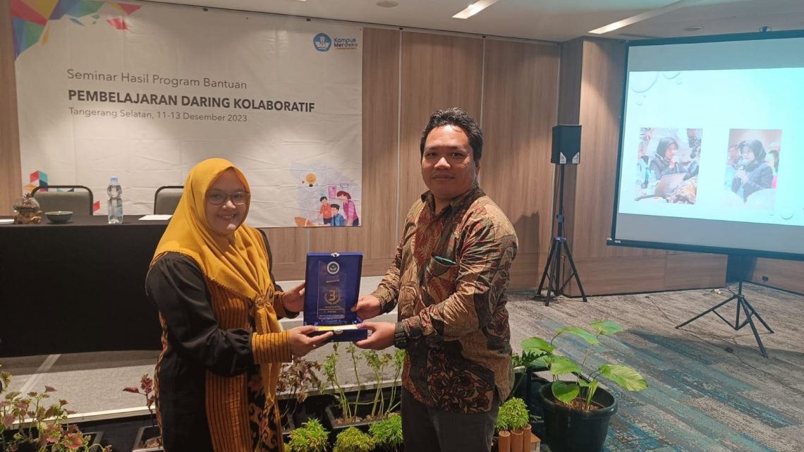 Ukir Prestasi, FH Unikama Menjadi Salah Satu PT Pelaksana Terbaik Se-Indonesia 1 FH Unikama.